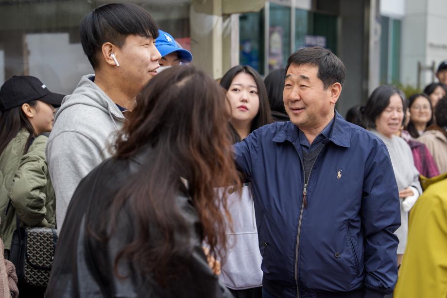 검정고시 응시자 격려