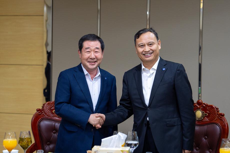 관남현 당서기 대면